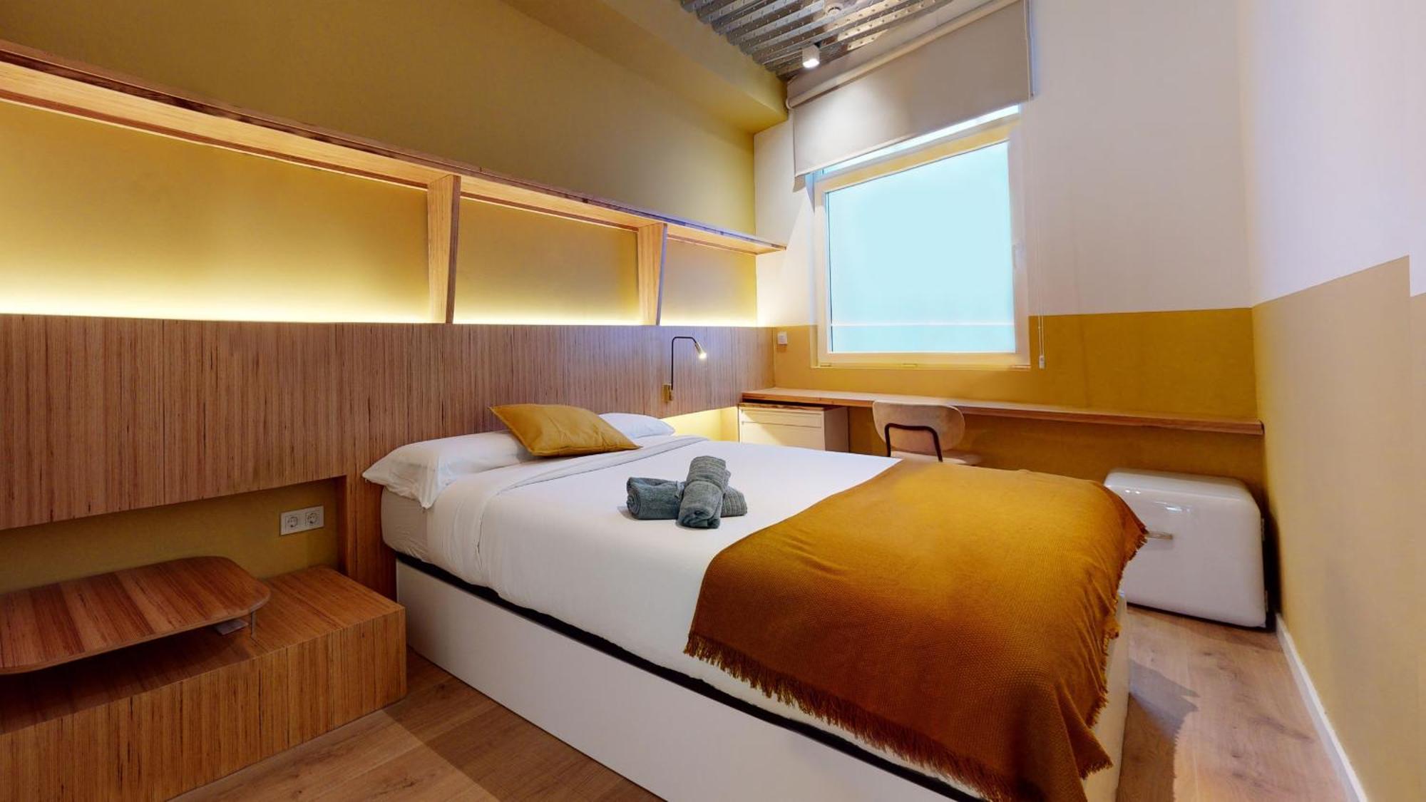 Ola Living Hostal Tetuan Madri Exterior foto